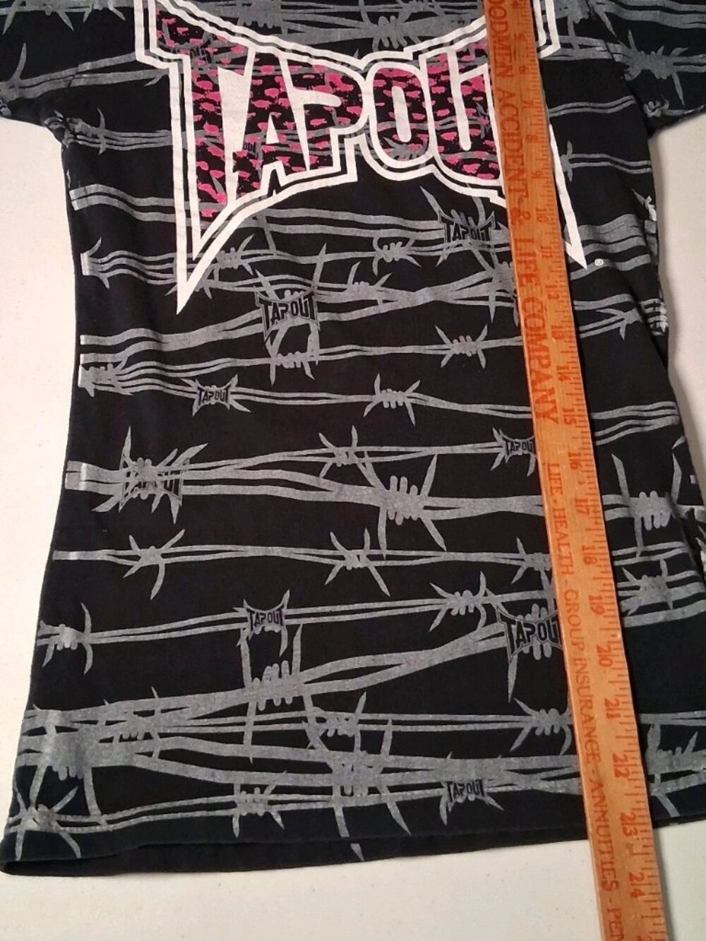 Vintage Y2K Tapout Shirt Women Small Black Barb Wire All Over Print Fighting MMA - Picture 5 of 12